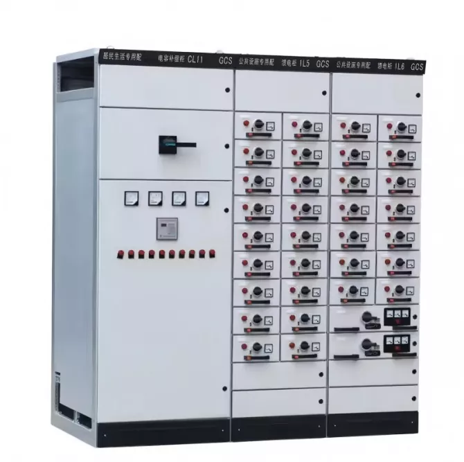 Profesjonalne rozwiązania elektryczne: niezawodna, zgodna i wydajna rozdzielnica dla każdego poziomu systemu elektroenergetycznego.